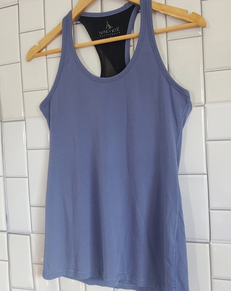 NANCY ROSE PERFORMANCE  Athletic Tank Top  Scoop N